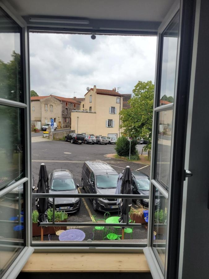 Alojamento de Acomodação e Pequeno-almoço D'hôtes Du Bistrot D'ici